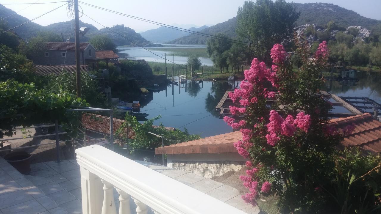 Skadar Lake - Karuc Apartments Luaran gambar